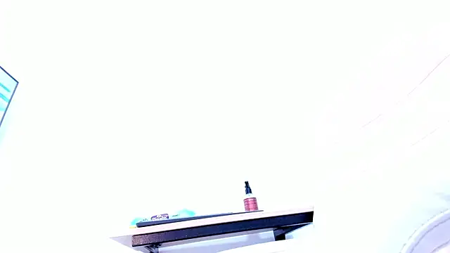 Snapshot of Veronny_P chatting on February 18, 2026, 11:50 am Veronny P online show from February 18, 2026, 11:50 am