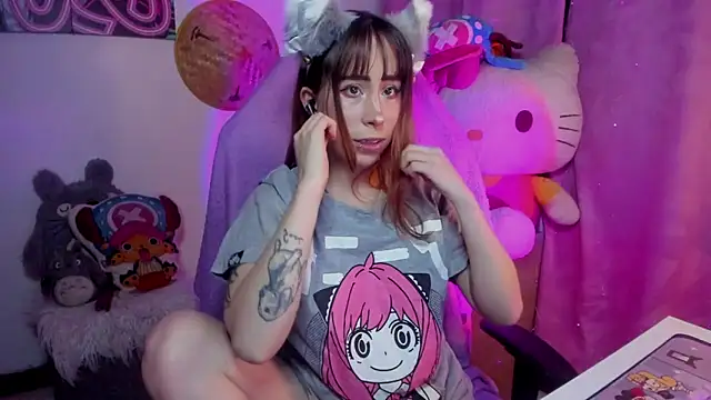 Snapshot of Waifu_Aika chatting on October 26, 2025, 10:54 pm Waifu Aika online show from October 26, 2025, 10:54 pm