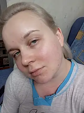 Snapshot of Karolina_love_ chatting on September 17, 2025, 9:39 pm Karolina love  online show from September 17, 2025, 9:39 pm