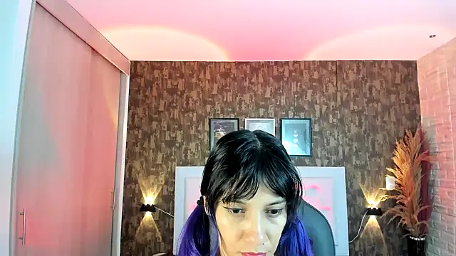 kitty  horny online show from February 7, 2025, 11:34 am