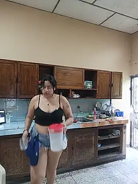 DanelyLopez online show from May 16, 2026, 8:52 pm