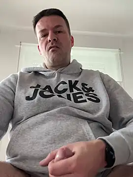 Snapshot of Adis1984Ger chatting on January 25, 2025, 11:23 am Adis1984Ger online show from January 25, 2025, 11:23 am