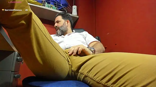 Maxi TheBigDaddy online show from February 25, 2025, 3:31 pm
