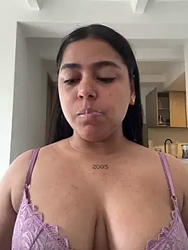 LyndaKimm online show from March 21, 2025, 7:46 pm