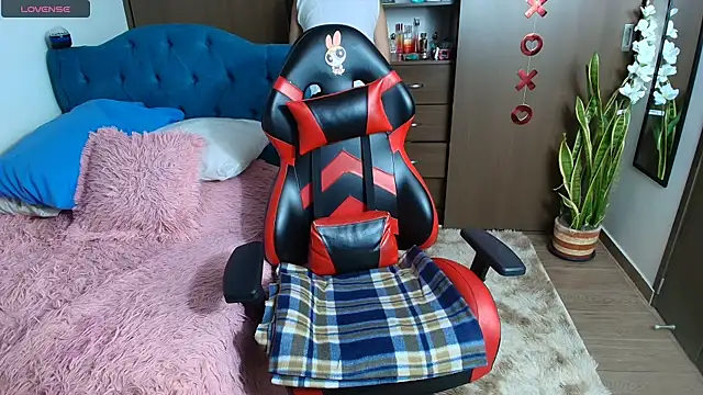 valeria teiku online show from February 23, 2026, 10:54 pm