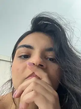 Snapshot of Cat2525 chatting on October 6, 2025, 8:09 pm Cat2525 online show from October 6, 2025, 8:09 pm