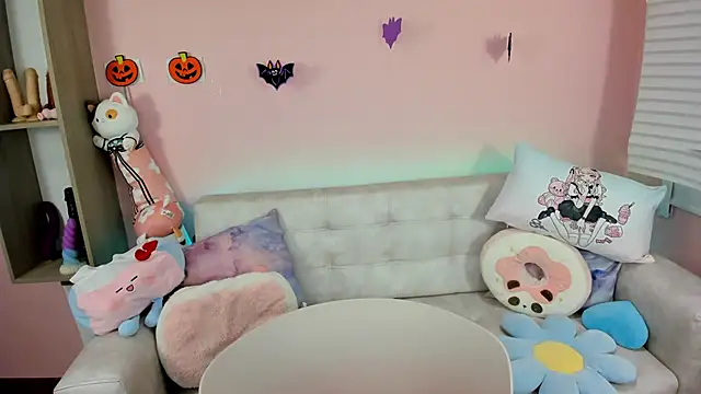 Snapshot of tinysara chatting on October 2, 2025, 4:21 pm tinysara online show from October 2, 2025, 4:21 pm