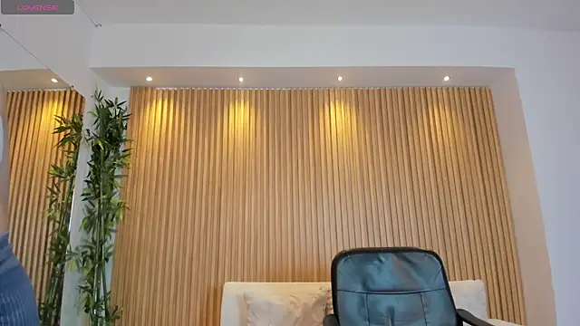 Snapshot of charlottewhitte chatting on October 24, 2025, 11:42 am charlottewhitte online show from October 24, 2025, 11:42 am