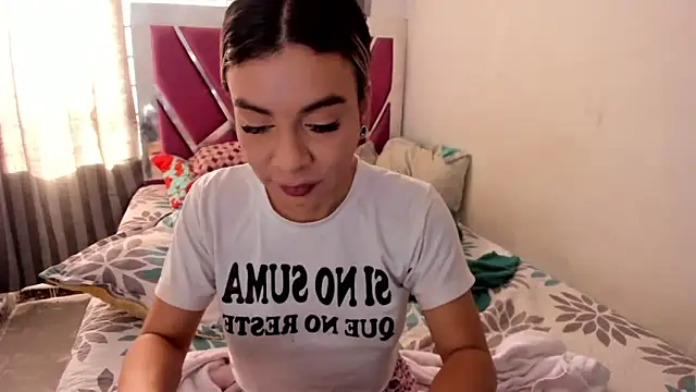 Snapshot of vicodollx chatting on February 17, 2025, 9:32 pm vicodollx online show from February 17, 2025, 9:32 pm