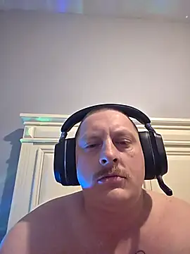 BigDickWorster online show from November 19, 2025, 7:08 am