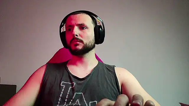 Snapshot of iurytx chatting on September 18, 2025, 10:46 pm iurytx online show from September 18, 2025, 10:46 pm