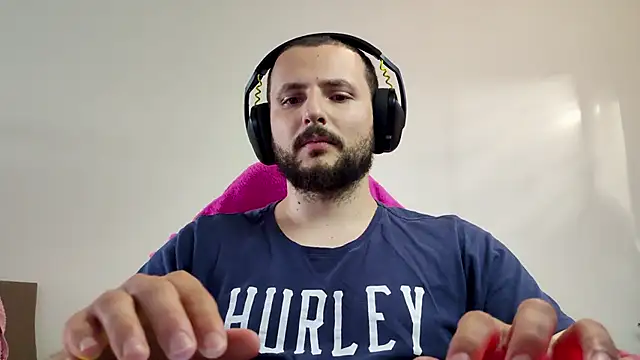 iurytx online show from November 25, 2025, 8:42 pm