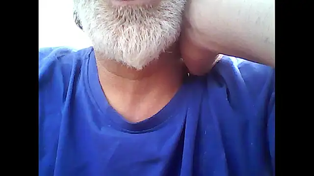 Snapshot of xcimeru chatting on October 22, 2025, 1:43 pm xcimeru online show from October 22, 2025, 1:43 pm