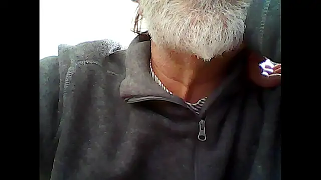 Snapshot of xcimeru chatting on October 29, 2025, 4:06 pm xcimeru online show from October 29, 2025, 4:06 pm