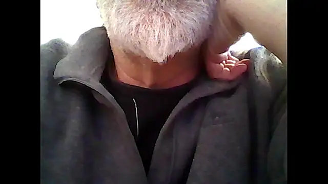 Snapshot of xcimeru chatting on November 4, 2025, 4:22 pm xcimeru online show from November 4, 2025, 4:22 pm