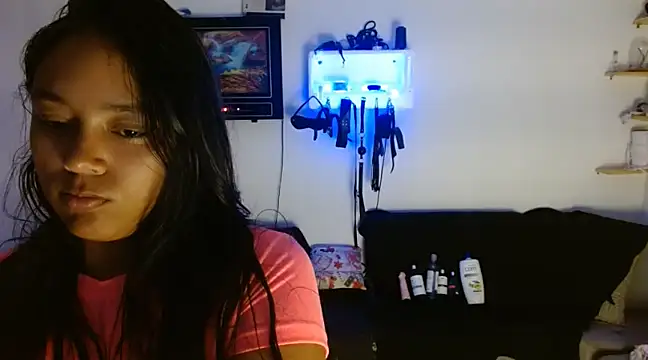 Snapshot of Chiara_petterson chatting on March 4, 2025, 5:11 am Chiara petterson online show from March 4, 2025, 5:11 am