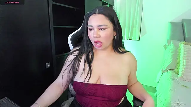 ambar-wells online show from February 20, 2025, 4:14 pm