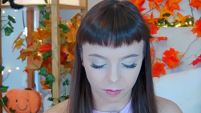 Snapshot of ElisabethDavis chatting on October 8, 2025, 3:02 pm ElisabethDavis online show from October 8, 2025, 3:02 pm