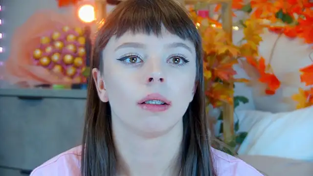 Snapshot of ElisabethDavis chatting on October 27, 2025, 3:13 pm ElisabethDavis online show from October 27, 2025, 3:13 pm