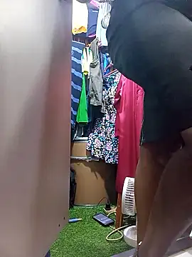 Hailey BaileyXYZ online show from April 13, 2026, 11:58 am