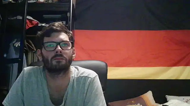 Die-geile-Sau online show from June 27, 2026, 7:42 pm