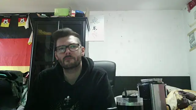 Die-geile-Sau online show from April 18, 2026, 5:04 pm