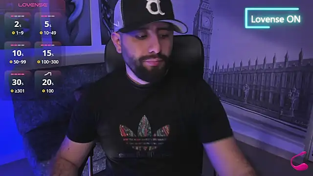 Snapshot of jhon_bear03 chatting on October 27, 2025, 11:33 am jhon bear03 online show from October 27, 2025, 11:33 am