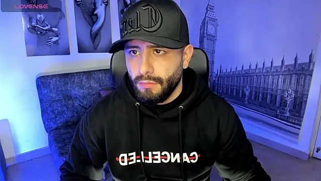 Snapshot of jhon_bear03 chatting on September 23, 2025, 11:06 am jhon bear03 online show from September 23, 2025, 11:06 am