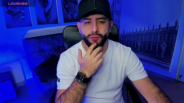 Snapshot of jhon_bear03 chatting on October 17, 2025, 11:12 am jhon bear03 online show from October 17, 2025, 11:12 am