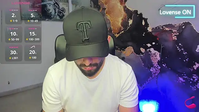 Snapshot of jhon_bear03 chatting on October 26, 2025, 11:10 am jhon bear03 online show from October 26, 2025, 11:10 am