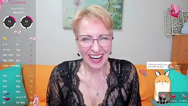 iamyourdream89 online show from February 28, 2025, 1:36 pm