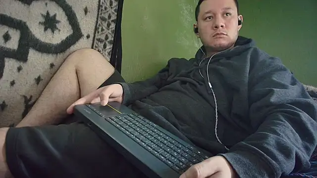 sweet cock28 online show from January 13, 2026, 3:27 pm