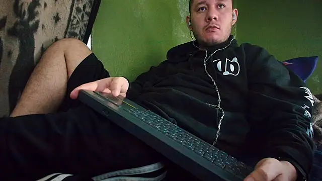 sweet cock28 online show from January 28, 2025, 3:14 pm