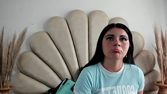 Snapshot of Natasha__Blue chatting on September 23, 2025, 6:48 pm Natasha Blue online show from September 23, 2025, 6:48 pm