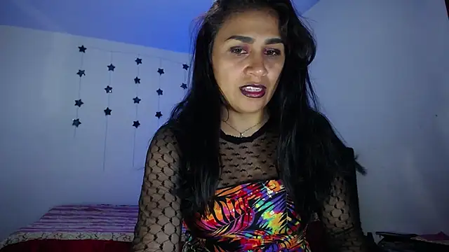 pinky violeta online show from January 23, 2025, 11:36 pm