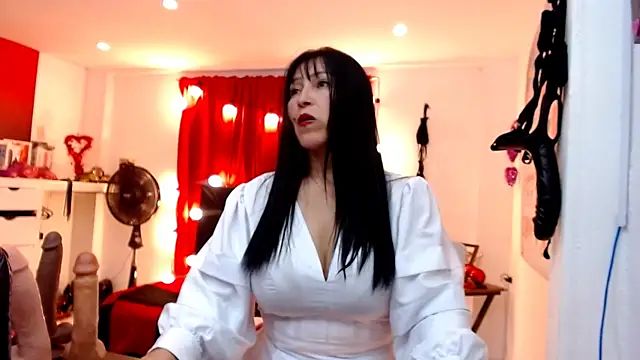 Sarah teiku online show from March 12, 2026, 6:23 pm