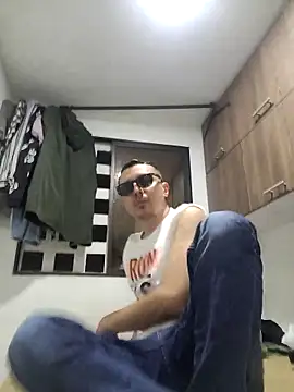 axeldaviid online show from November 29, 2025, 3:17 am