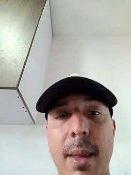 axeldaviid online show from March 22, 2026, 2:18 pm