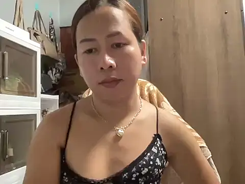 Snapshot of UrLove_Marga chatting on October 19, 2025, 10:40 am UrLove Marga online show from October 19, 2025, 10:40 am