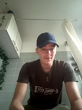 Toyjungee online show from September 19, 2025, 5:28 pm