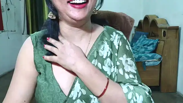 Snapshot of Cute_Mahi22 chatting on September 19, 2025, 6:50 am Cute Mahi22 online show from September 19, 2025, 6:50 am