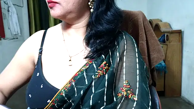 Cute Mahi22 online show from November 28, 2025, 6:13 am