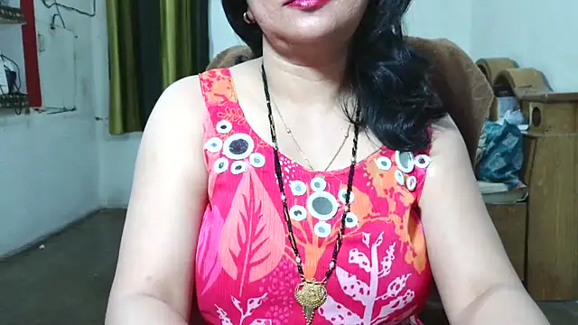 Snapshot of Cute_Mahi22 chatting on October 10, 2025, 5:14 pm Cute Mahi22 online show from October 10, 2025, 5:14 pm