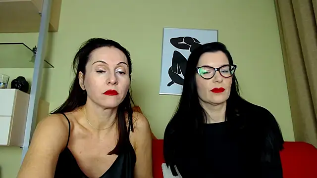 Snapshot of BDSMStars chatting on November 11, 2025, 9:26 am BDSMStars online show from November 11, 2025, 9:26 am