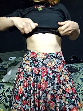 Carlafoxxx online show from October 22, 2025, 1:10 pm