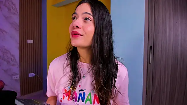 Snapshot of Megan_blue7 chatting on September 21, 2025, 11:26 am Megan blue7 online show from September 21, 2025, 11:26 am