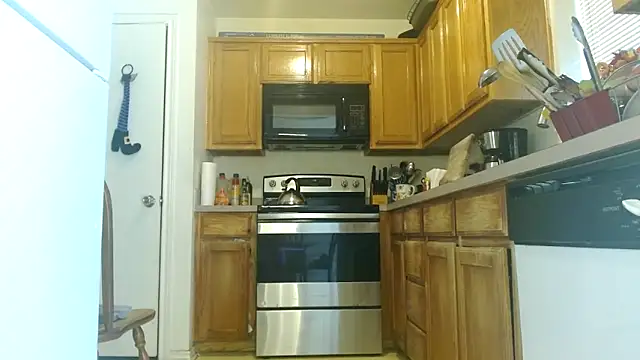 DiamondMonroeXo online show from October 31, 2025, 4:36 pm