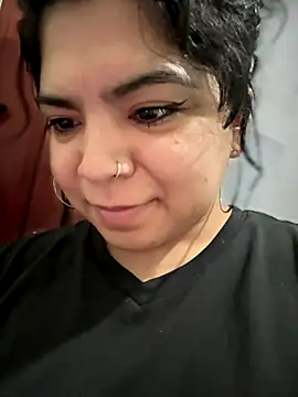 kimmiakiss22 online show from November 20, 2025, 9:15 pm