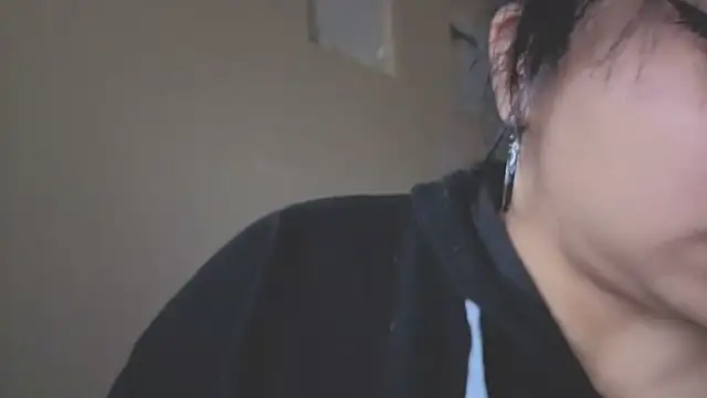 kimmiakiss22 online show from March 7, 2025, 11:38 pm