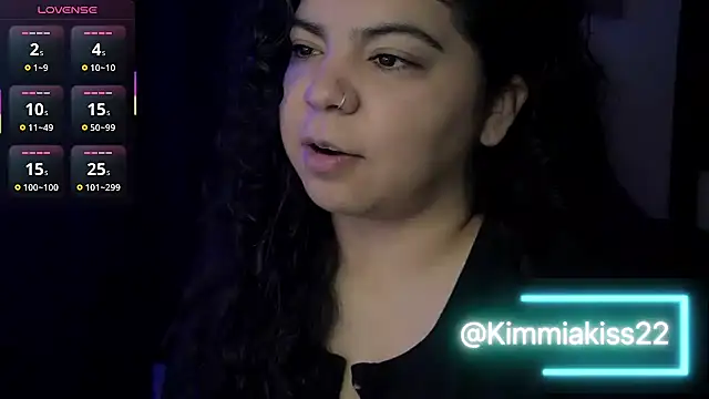 kimmiakiss22 online show from October 14, 2025, 6:08 pm